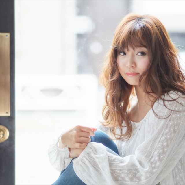 女性